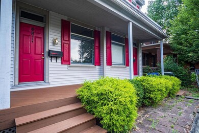461EBeckSt-23