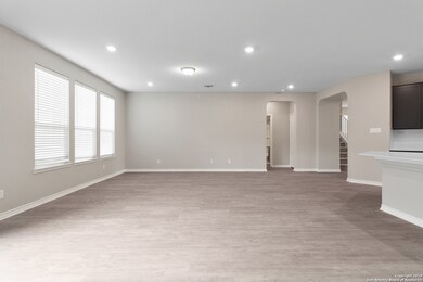 5118 Escudero, San Antonio, TX 78261 - photo 7