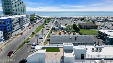 218 3rd Ave #204 The Baltic