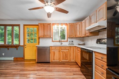 12 Cherokee Dr, Epping, NH 03042 - photo 3