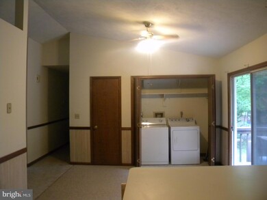 111 Meadowview Ln, Locust Grove, VA 22508 - photo 3