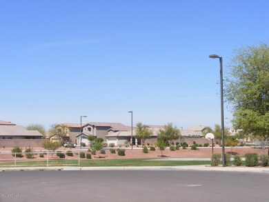 25621 W Saint Charles 081