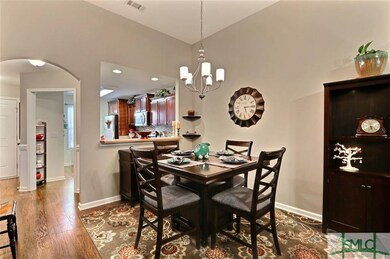 Amazing Open Floor Plan ~ Beautiful Laminate Floor