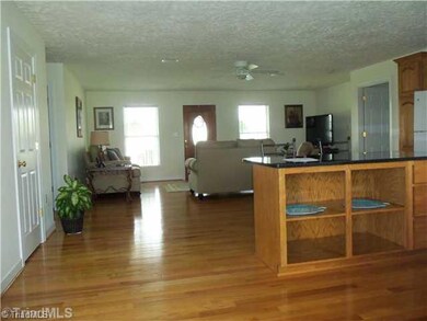 Kitchen. 30 x 19 open floorplan