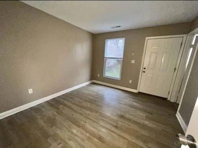 3384 Ninann Ct, Cincinnati, OH 45211 - photo 5