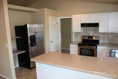 unlisted-address, Bend, OR 97701 - photo 5