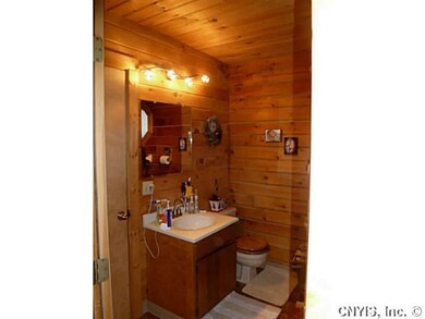 Bathroom. Full bath.