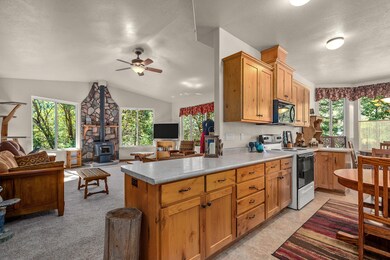 461 Wolf Song Dr, Grants Pass, OR 97526 - photo 7