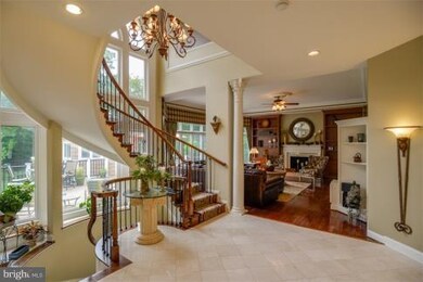 15627 Jillians Forest Way, Centreville, VA 20120 - photo 5