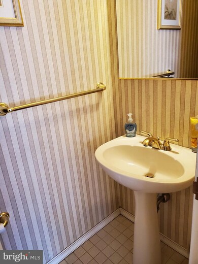 17 Sawmill Run, Norristown, PA 19401 - photo 7