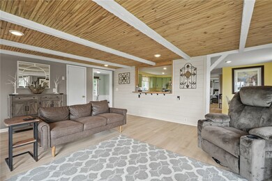 Main unit living room