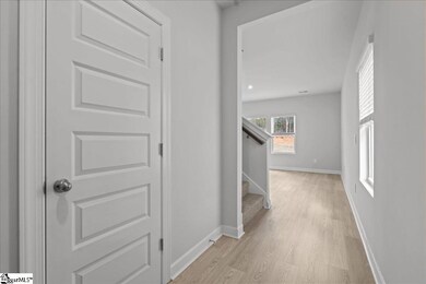 666 Cozy Bluff Rd, Spartanburg, SC 29301 - photo 3