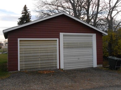 Garage<|><|>