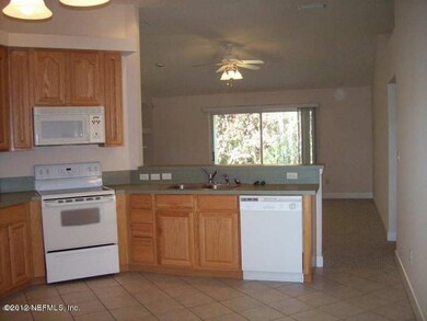 8074 Kilkelly Ln S, Jacksonville, FL 32244 - photo 6