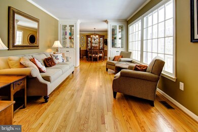 8153 Blandsford Dr, Manassas, VA 20111 - photo 6