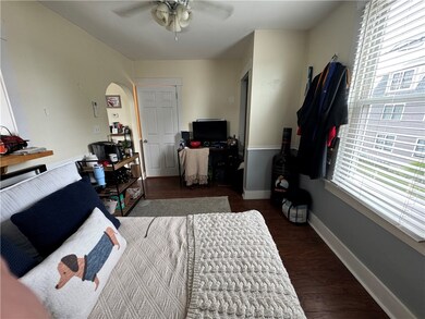 38 Freebody St unit 201, Newport, RI 02840 - photo 4