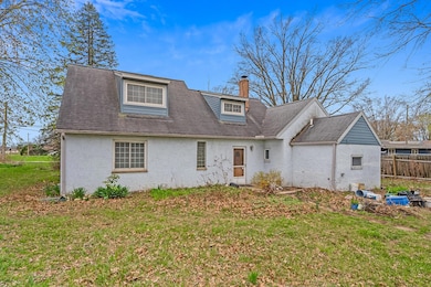 4-web-or-mls-1384 Moler Rd-104