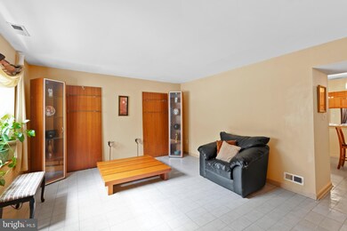 178 Fenway Ave, Atco, NJ 08004 - photo 2