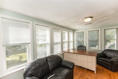 202 Glaude Ln, Woonsocket, RI 02895 - photo 7