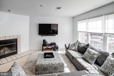 11124 Stagestone Way unit 8, Manassas, VA 20109 - photo 4