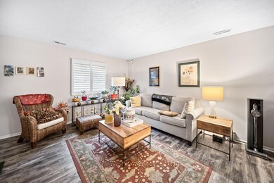 3245 Summertime Ct unit 21, Columbus, OH 43221 - photo 6