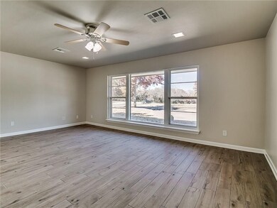 201 E Federal St, Shawnee, OK 74804 - photo 7