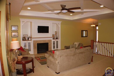 4409 SW Brandywine Ln, Topeka, KS 66610 - photo 2