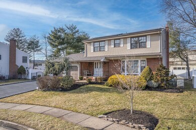 5 Diamond Dr, Edison, NJ 08820 - photo 2