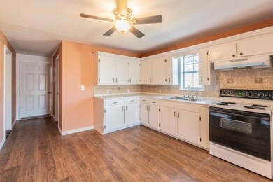 1016 Rice St, Denison, TX 75020 - photo 7