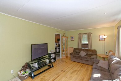 75 Broderick St, Albany, NY 12205 - photo 5