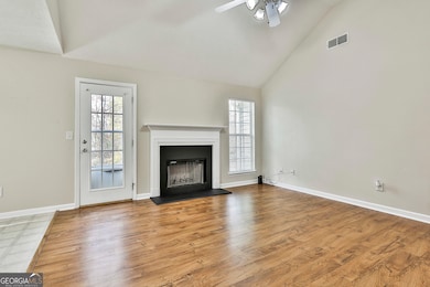 120 Creekside Dr, Grantville, GA 30220 - photo 3