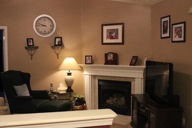 195 Aulbern Dr E, Mount Washington, KY 40047 - photo 4