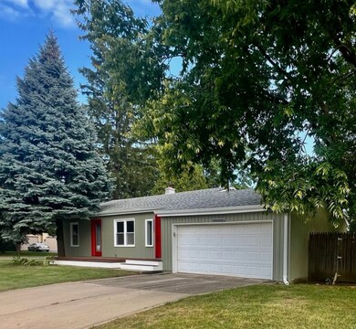 127 W 14th Ave, Naperville, IL 60563 - photo 2