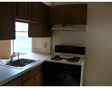 61 Cocasset St unit 3, Foxboro, MA 02035 - photo 4