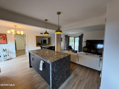 500 Thunderbird Dr unit 105, El Paso, TX 79912 - photo 5