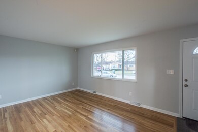 1513 Fahlander Dr N, Columbus, OH 43229 - photo 3