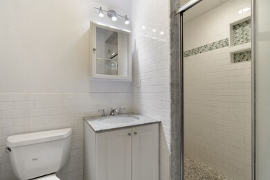 469 Hanover St unit 5R, Boston, MA 02113 - photo 7