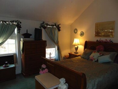 15 Sandybrook Ln, Londonderry, NH 03053 - photo 7