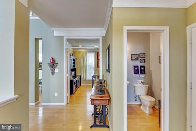 40409 Milford Dr, Broadlands, VA 20148 - photo 3