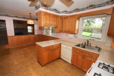 301 Swineheart Rd, Boyertown, PA 19512 - photo 5