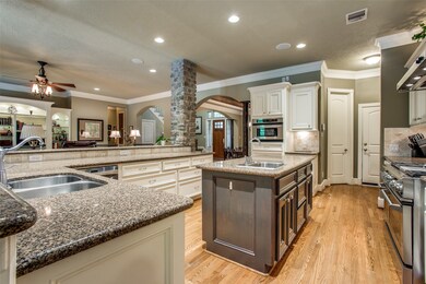 3306 Lawrence St, Houston, TX 77018 - photo 6