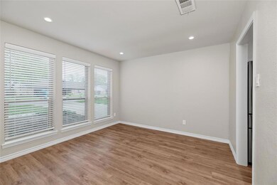 317 Mountainview Dr, Hurst, TX 76054 - photo 3