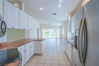 Sunny Open Kitchen has upgraded Stainless Applianc
