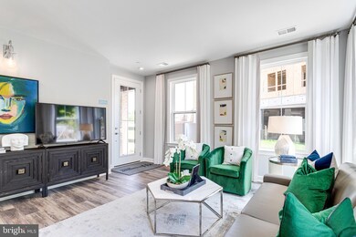 4935 Longmire Way unit 114, Chantilly, VA 20151 - photo 6