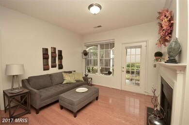 46582 Drysdale Terrace unit 102, Sterling, VA 20165 - photo 3