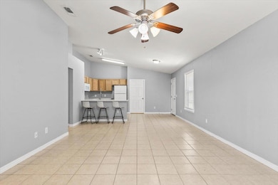 04-20250828 7464 Autumn Trace Blvd 004