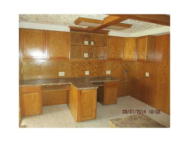 425 Sylvan Rd, Anderson, IN 46012 - photo 6