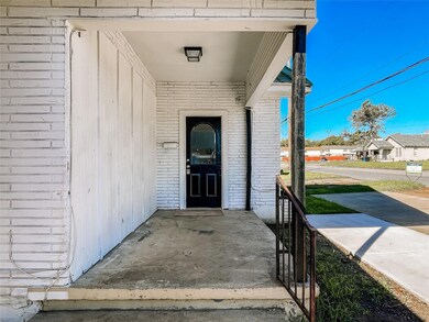 1824 W Morton St, Denison, TX 75020 - photo 4