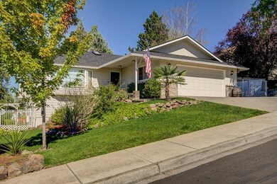 1747 Garden Dr, Medford, OR 97504 - photo 2