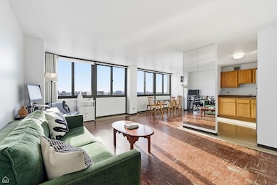 Harper Square Cooperative unit 1403, Chicago, IL 60615 - photo 2